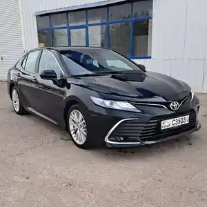 Toyota Camry, 2019