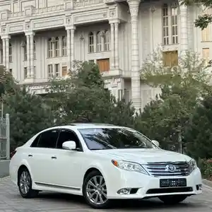 Toyota Avalon, 2011