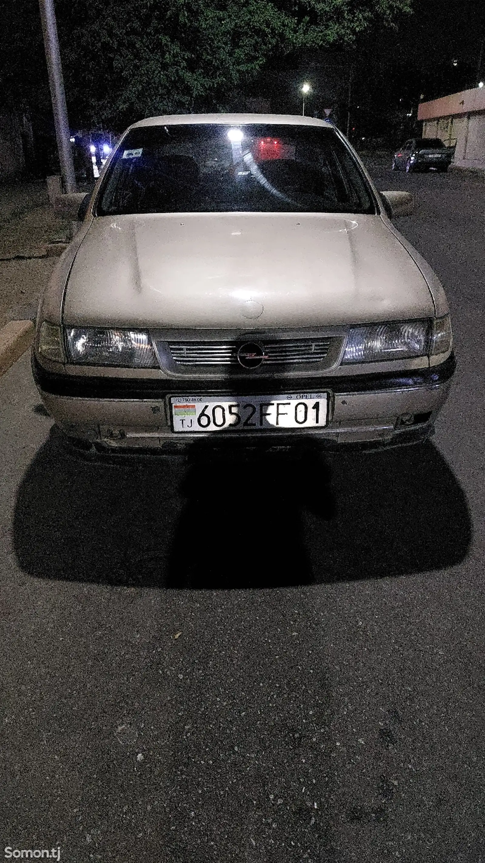 Opel Vectra A, 1990-1