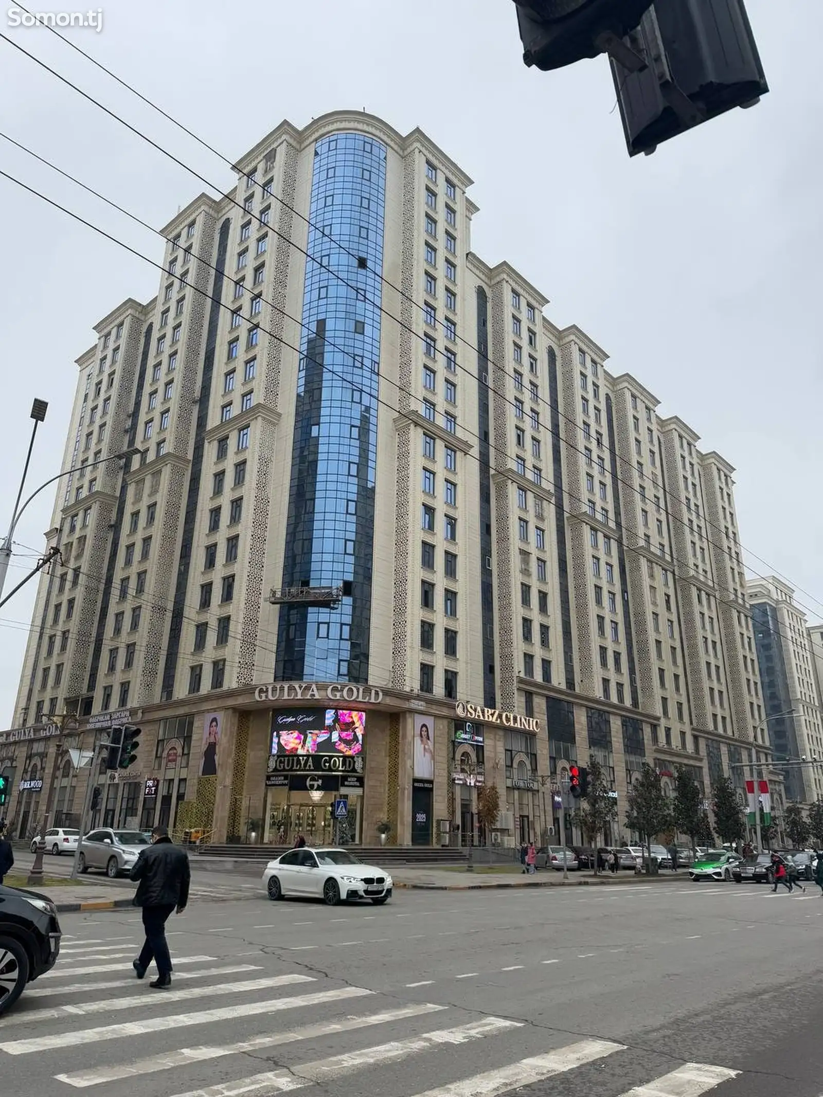 4-комн. квартира, 10 этаж, 147 м², Айни-1