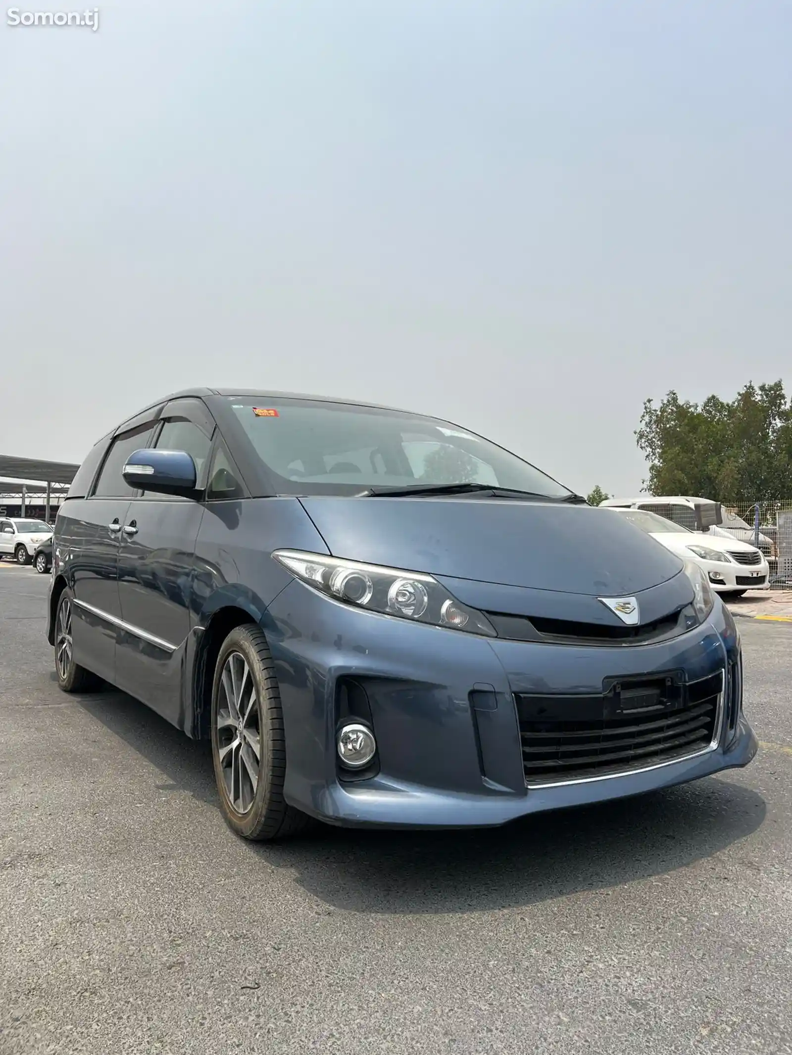 Toyota Estima, 2014-1