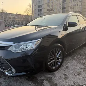 Toyota Camry, 2015