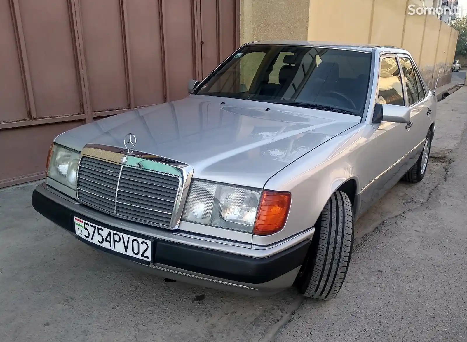 Mercedes-Benz W124, 1992-2