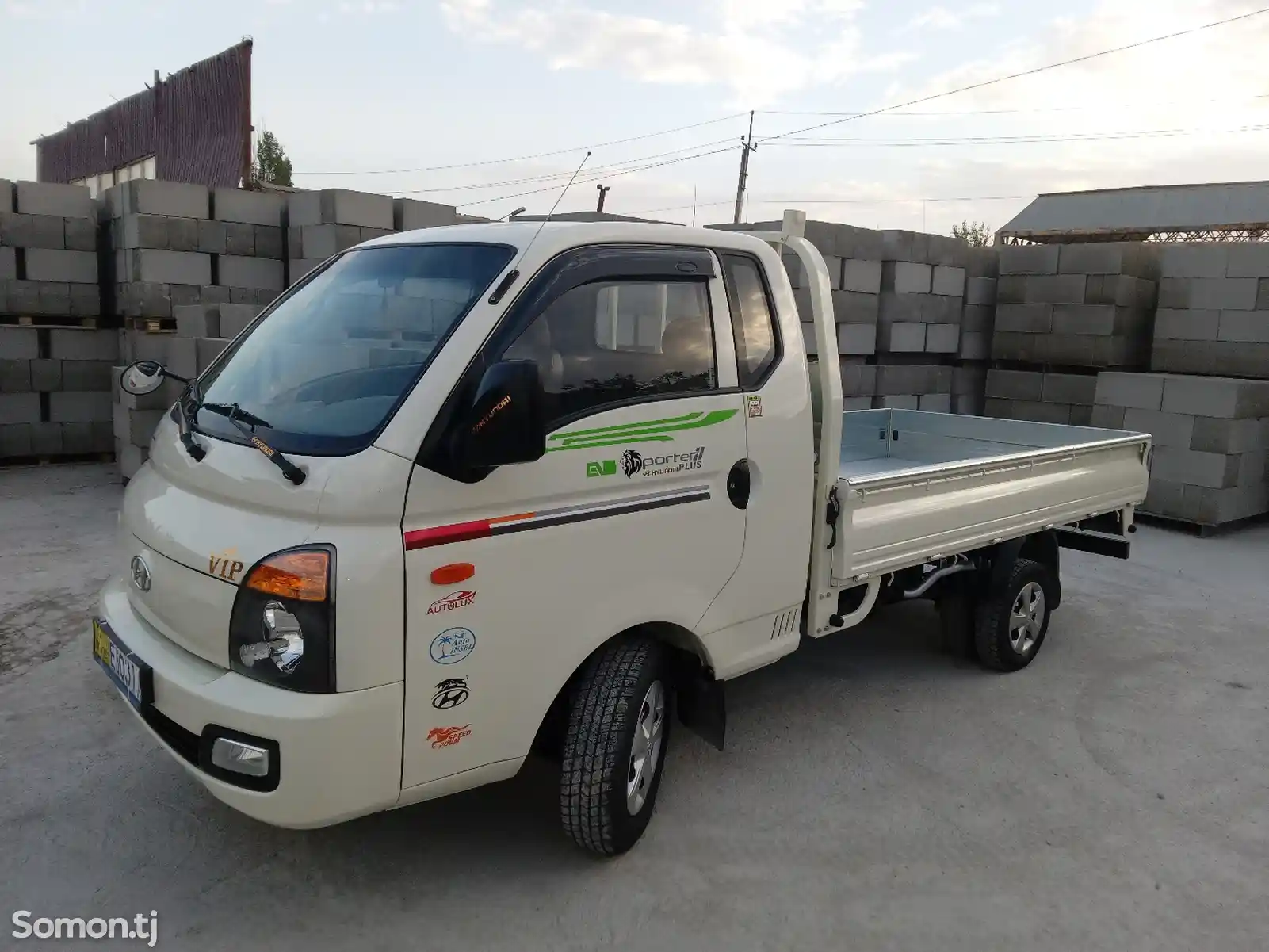 Бортовой автомобиль Hyundai Porter, 2015-4