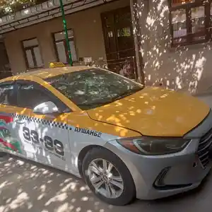 Hyundai Elantra, 2017