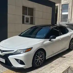 Toyota Camry, 2019