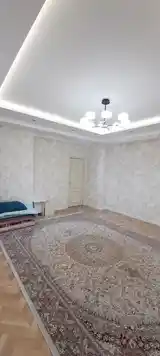 3-комн. квартира, 8 этаж, 100 м², Голубой экран . За т.ц Пайкаром-9