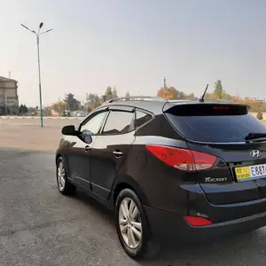 Hyundai Tucson, 2012