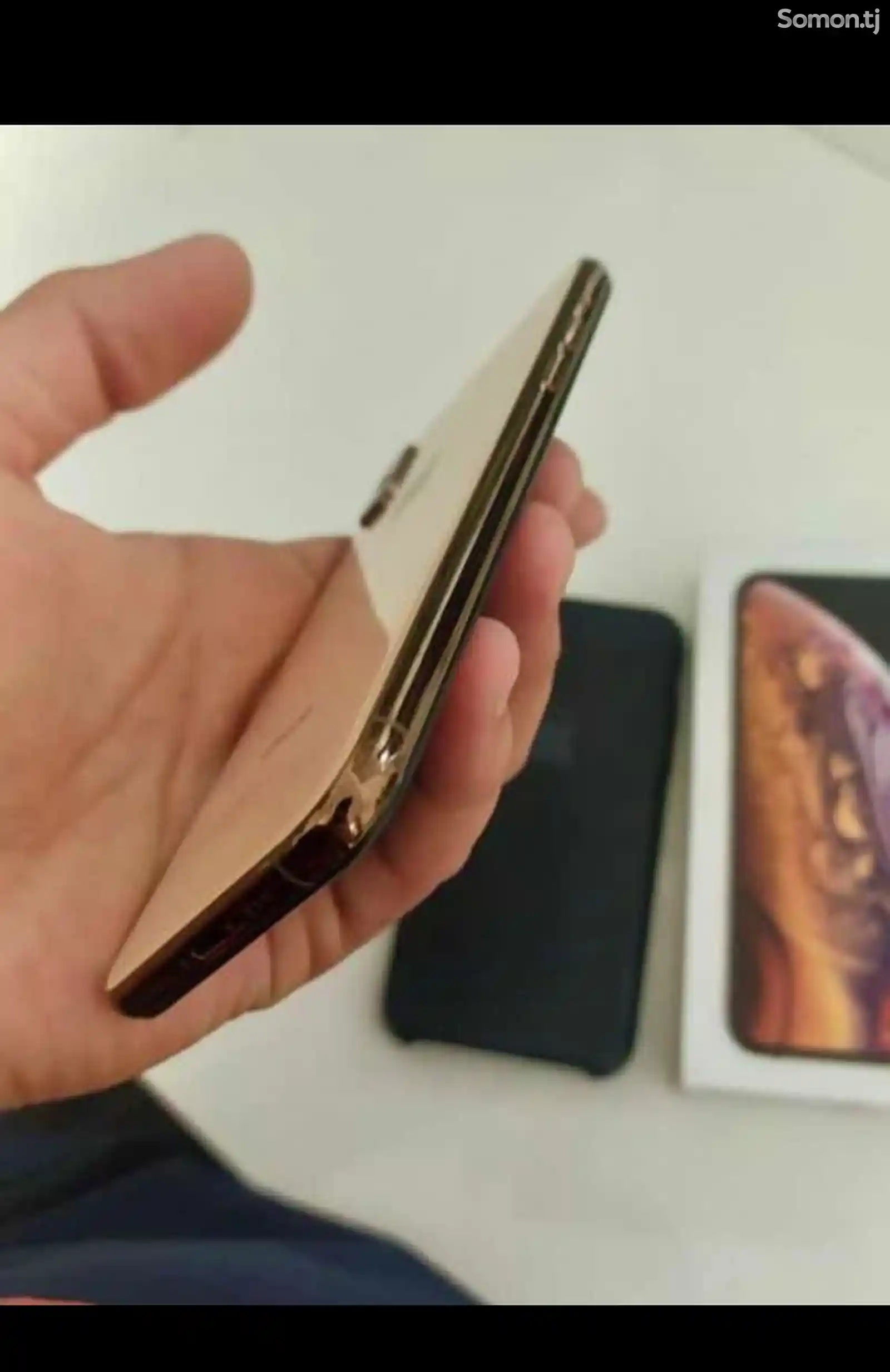 Apple iPhone Xs, 64 gb, Gold-3