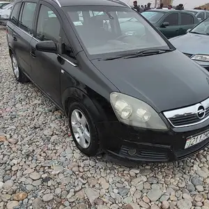 Opel Zafira, 2006