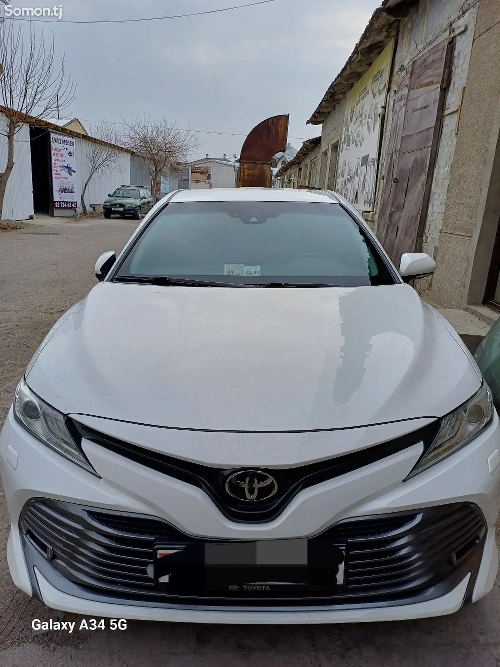 Лобовое стекло от Toyota Camry 6-1