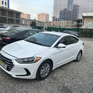 Hyundai Elantra, 2017