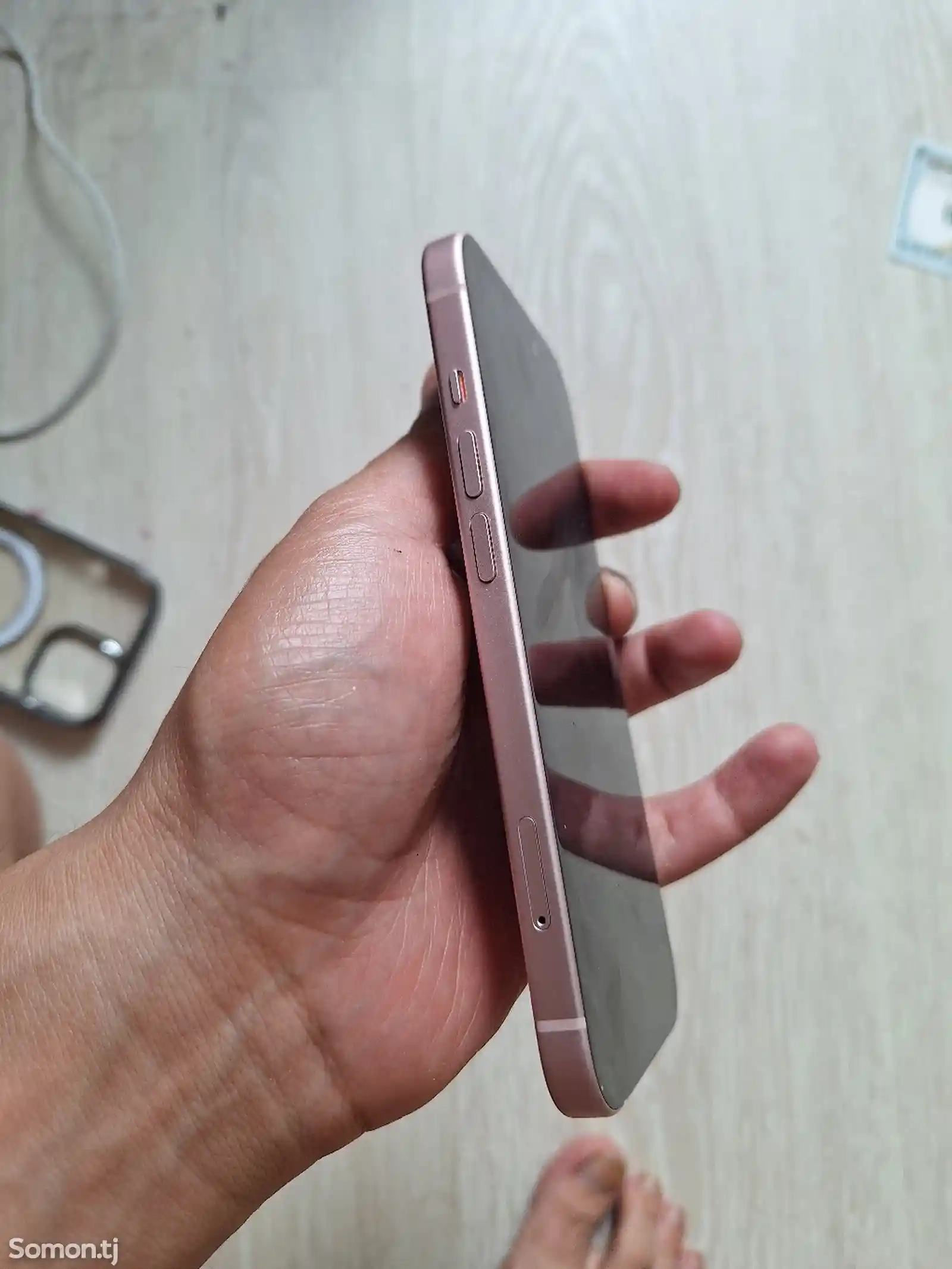 Apple iPhone 15, 128 gb, Pink-3