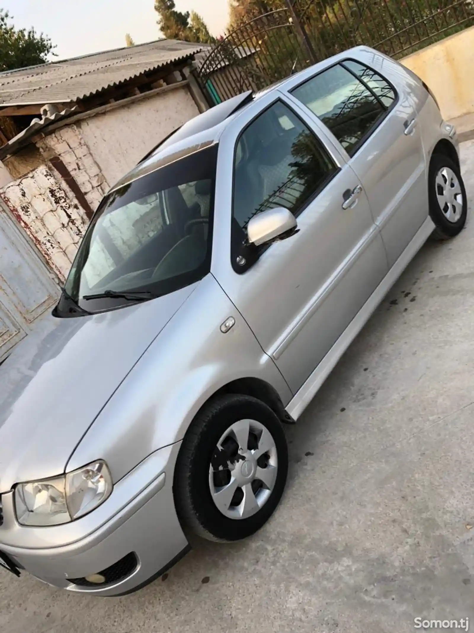 Volkswagen Polo, 2001-4