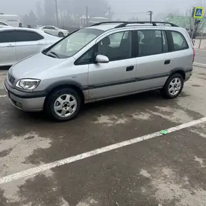 Opel Zafira, 2000