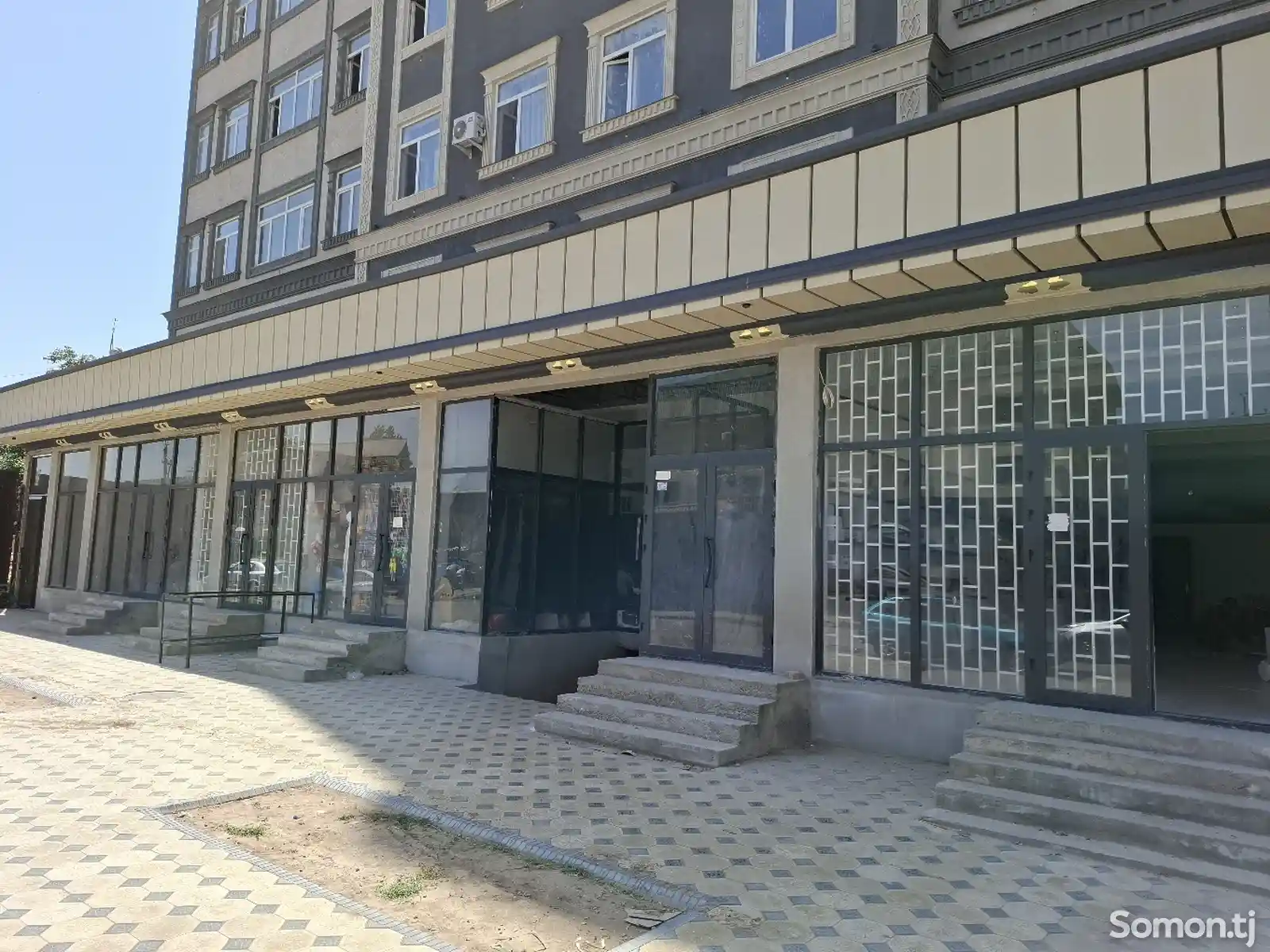 Помещение под магазин / салон, 160м², Гулистон-1