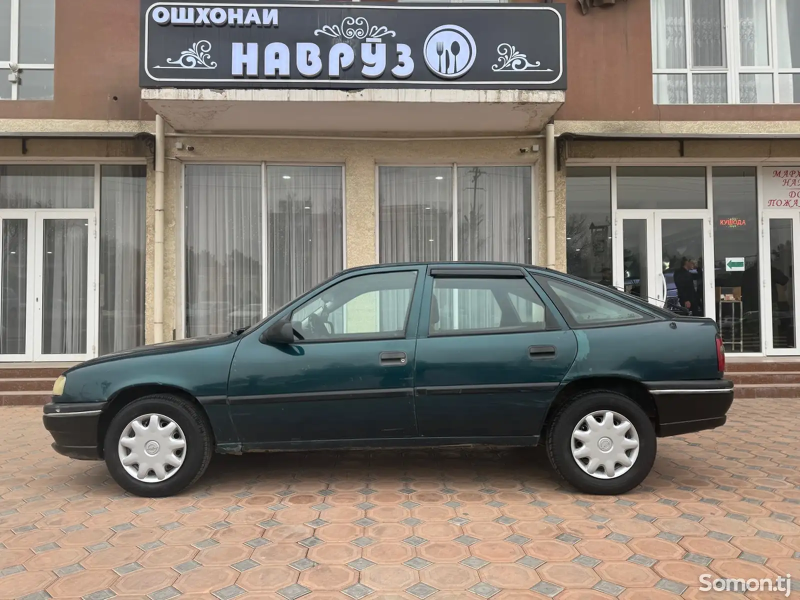 Opel Vectra A, 1995-1