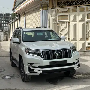 Toyota Land Cruiser Prado, 2023