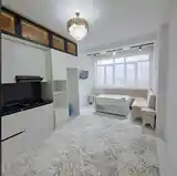 2-комн. квартира, 9 этаж, 70 м², 18 мкр, Комплекс Кошона-8