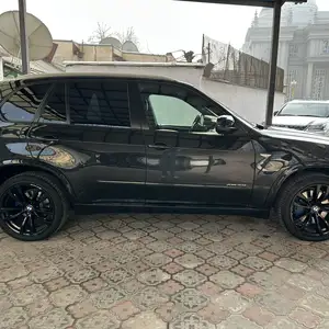 BMW X5, 2012