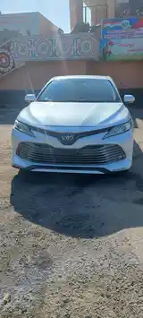 Toyota Camry, 2018-8