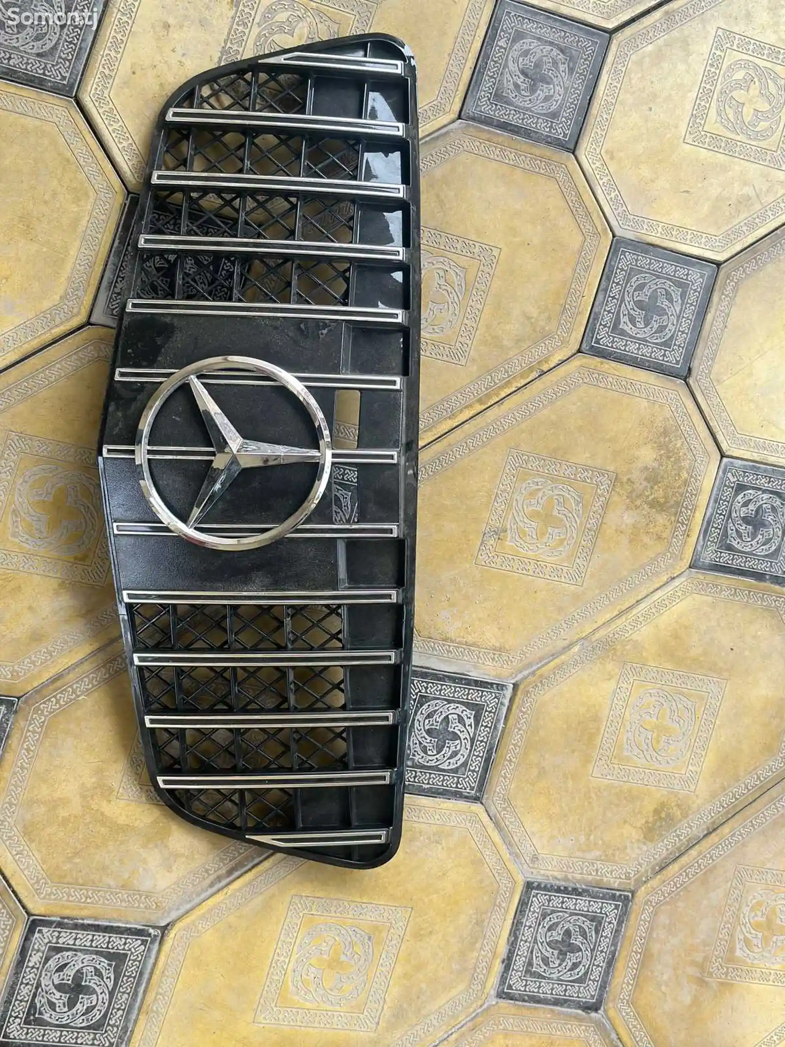 Облицовка на Mercedes Benz-1