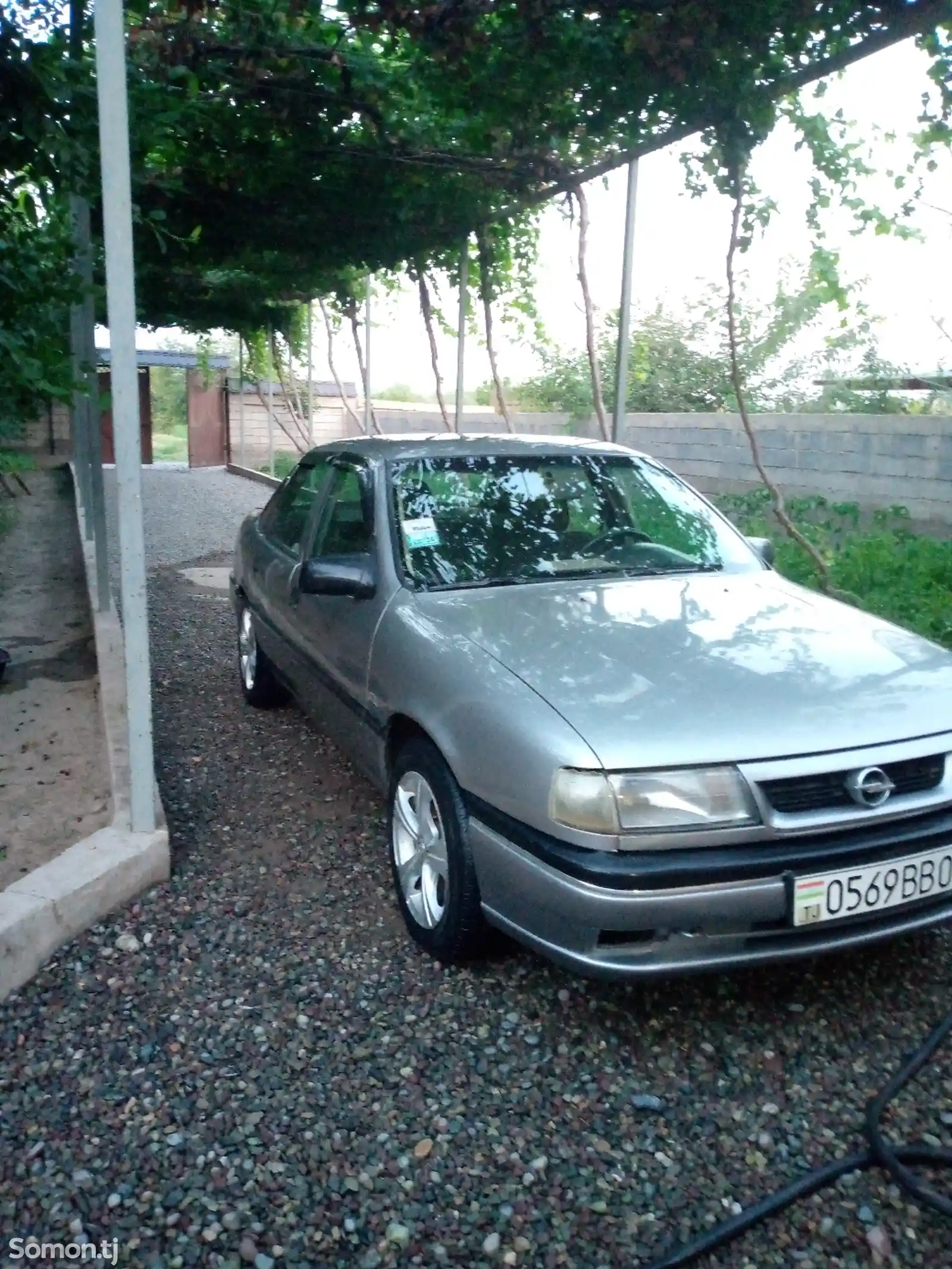 Opel Vectra A, 1995-8