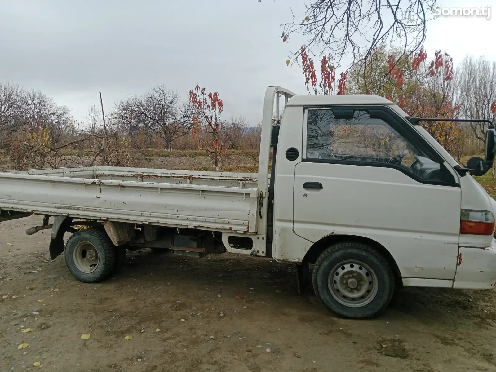 Бортовой автомобиль Hyundai Porter, 2012-1