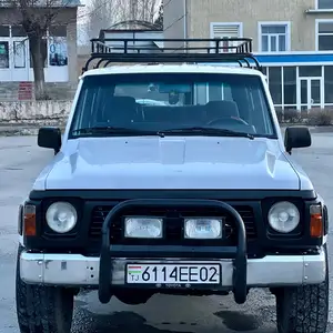 Nissan Patrol, 1997