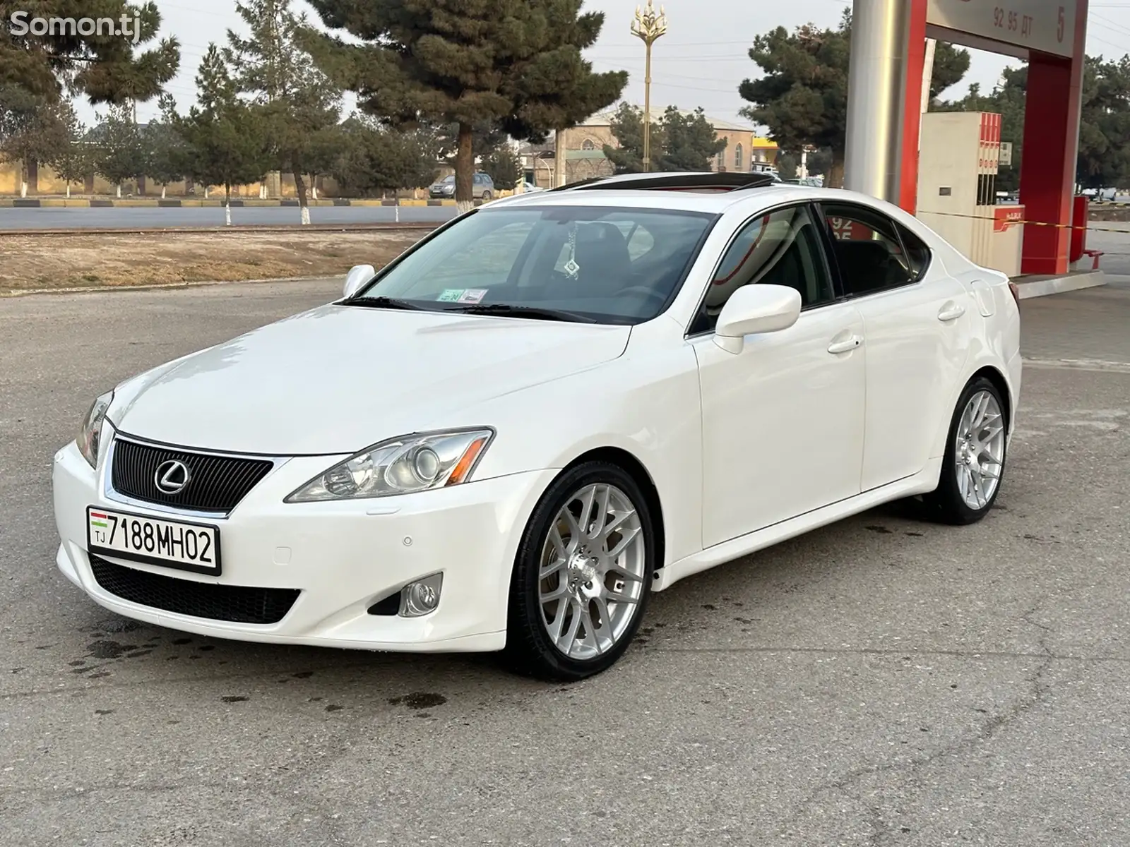 Lexus IS series, 2008-1