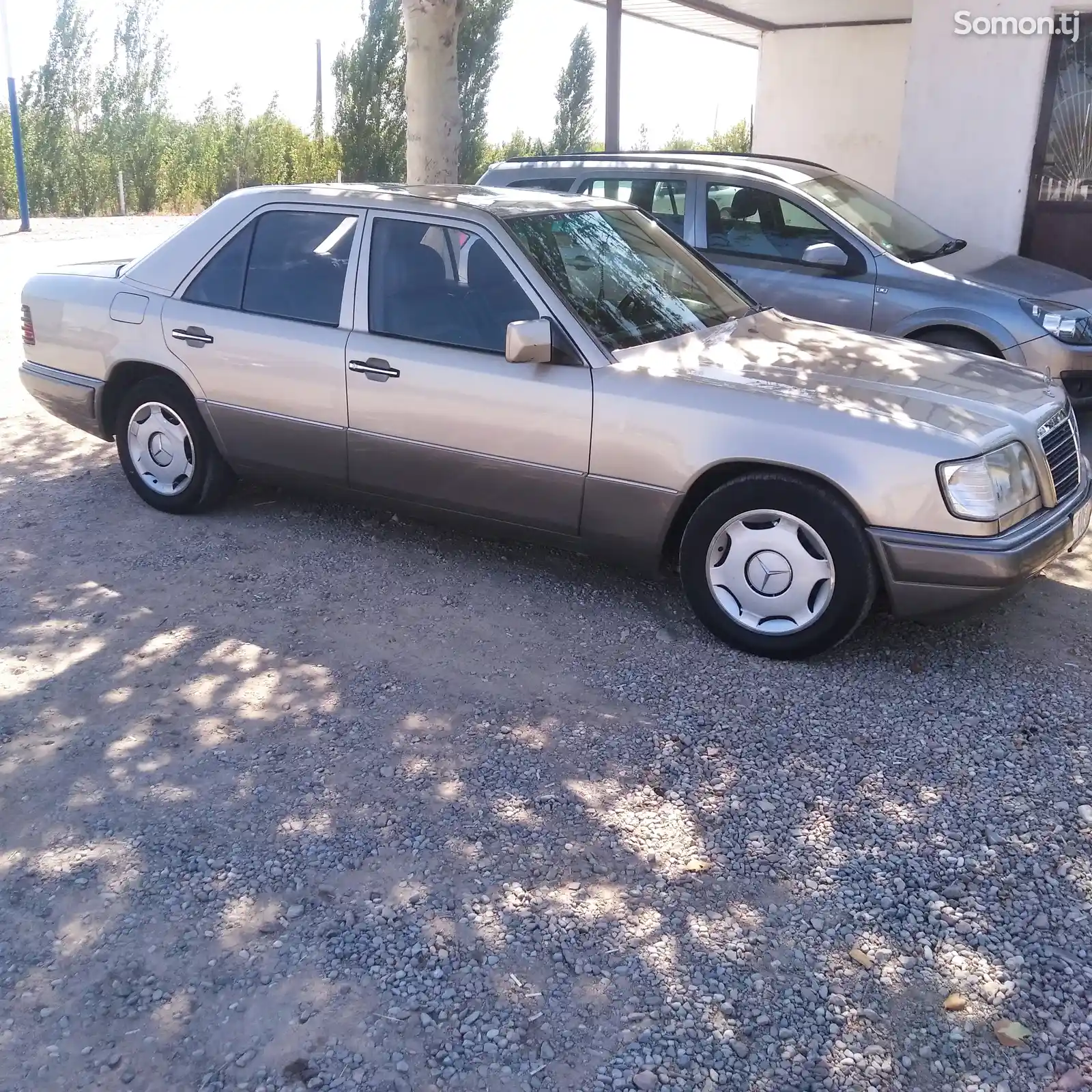 Mercedes-Benz E class, 1995-3