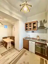 3-комн. квартира, 1 этаж, 80м², Исмоили Сомони-12