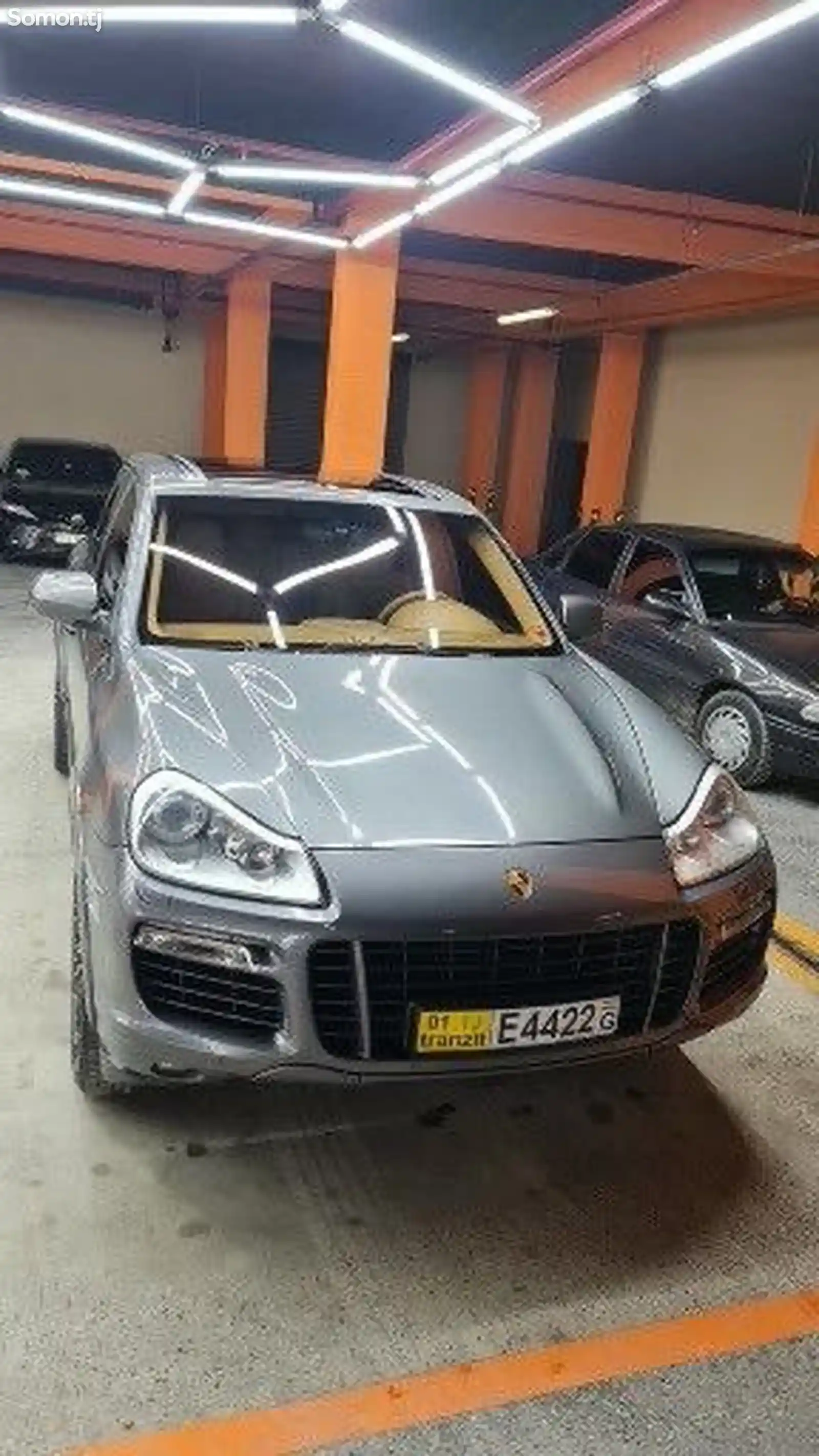 Porsche Cayenne, 2010-10