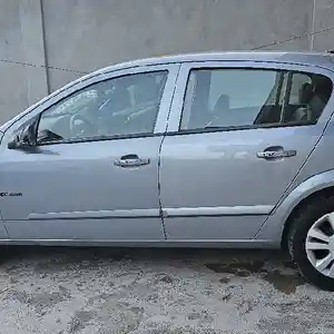 Opel Astra H, 2005