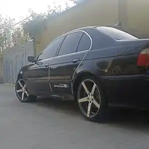 BMW 5 series, 2001