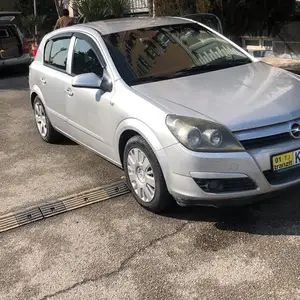 Opel Astra H, 2005