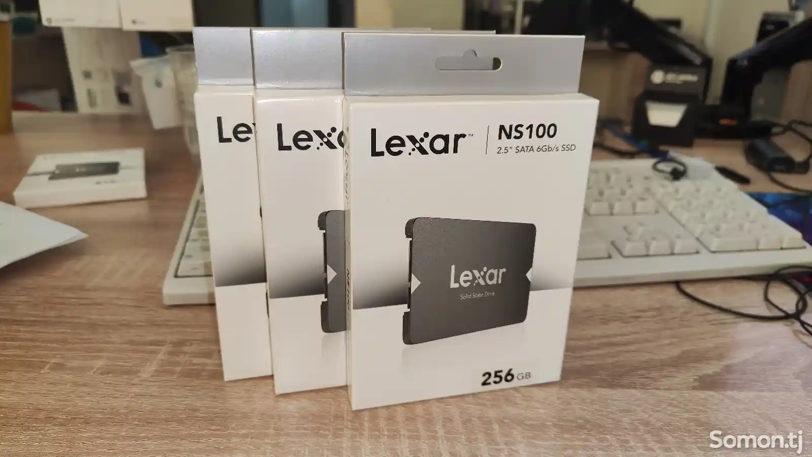 SSD накопитель Lexar 256 gb-1