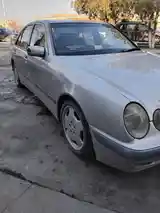 Mercedes-Benz E class, 2001-5