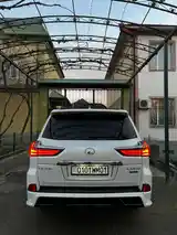 Lexus LX series, 2018-2