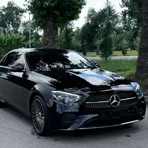 Mercedes-Benz E class, 2022