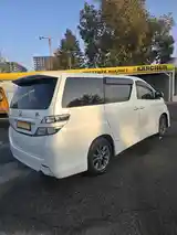 Toyota Vellfire, 2010-14