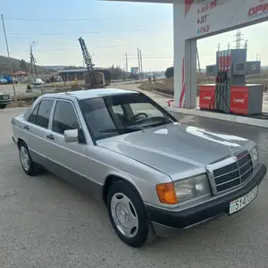 Mercedes-Benz W201, 1990