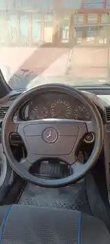 Mercedes-Benz C class, 1999-8