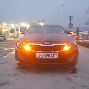 Kia K5, 2011