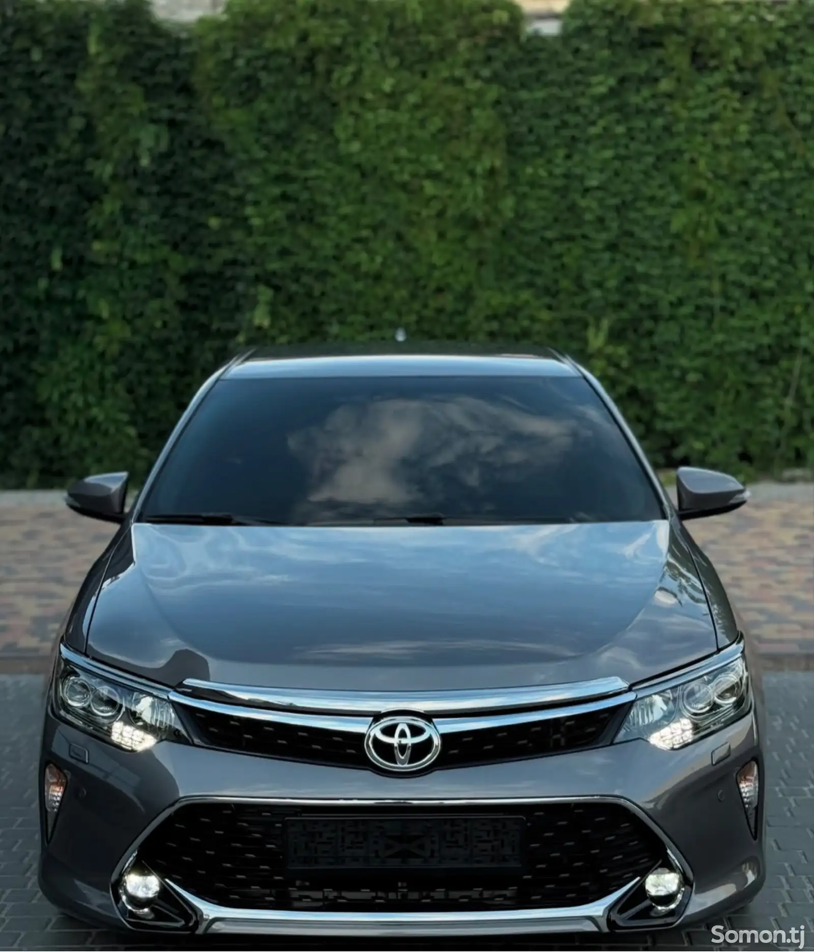 Toyota Camry, 2017-1