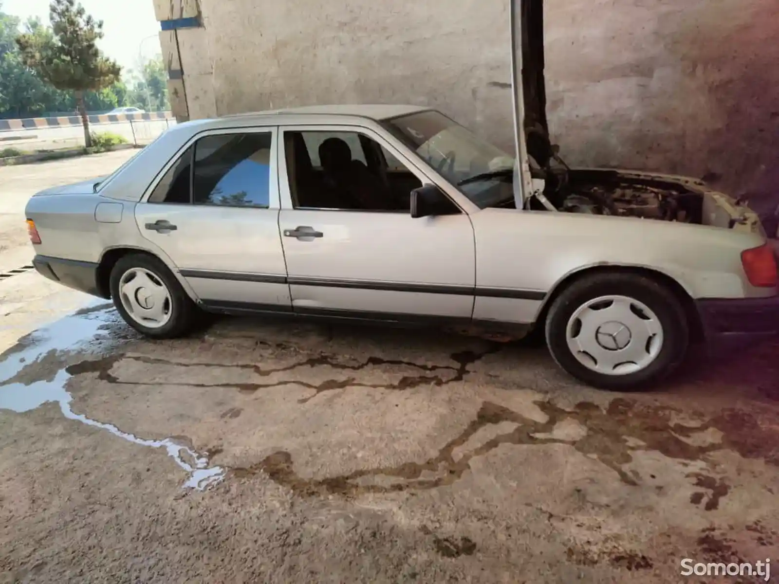 Mercedes-Benz W124, 1989-3