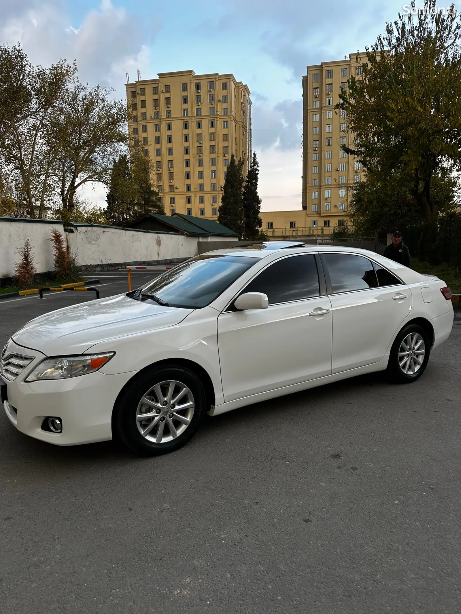 Toyota Camry, 2011-1