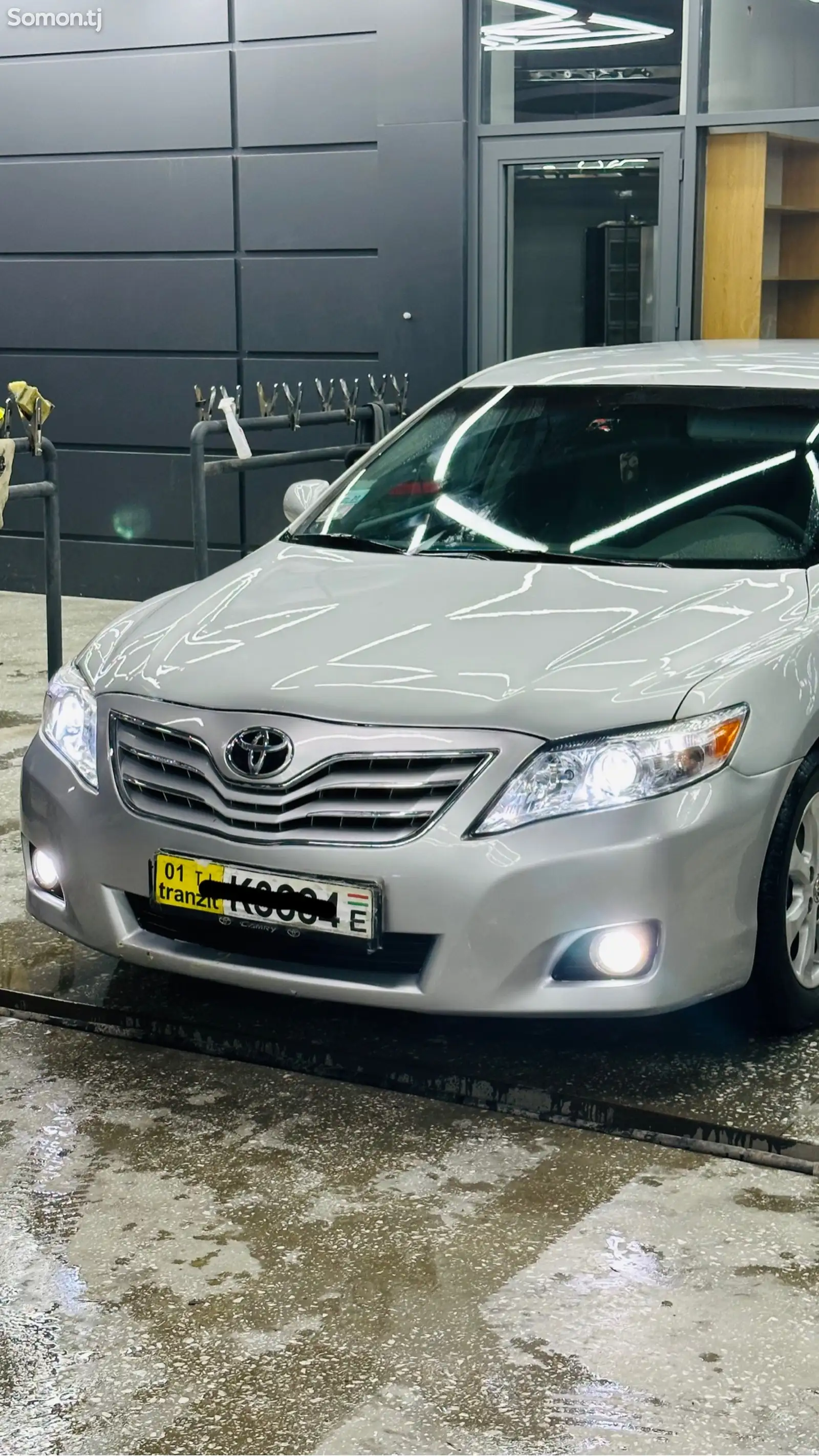 Toyota Camry, 2010-1