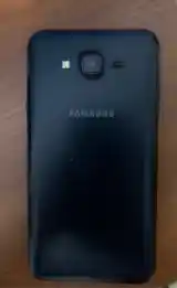 Samsung Galaxy J7 neo-3