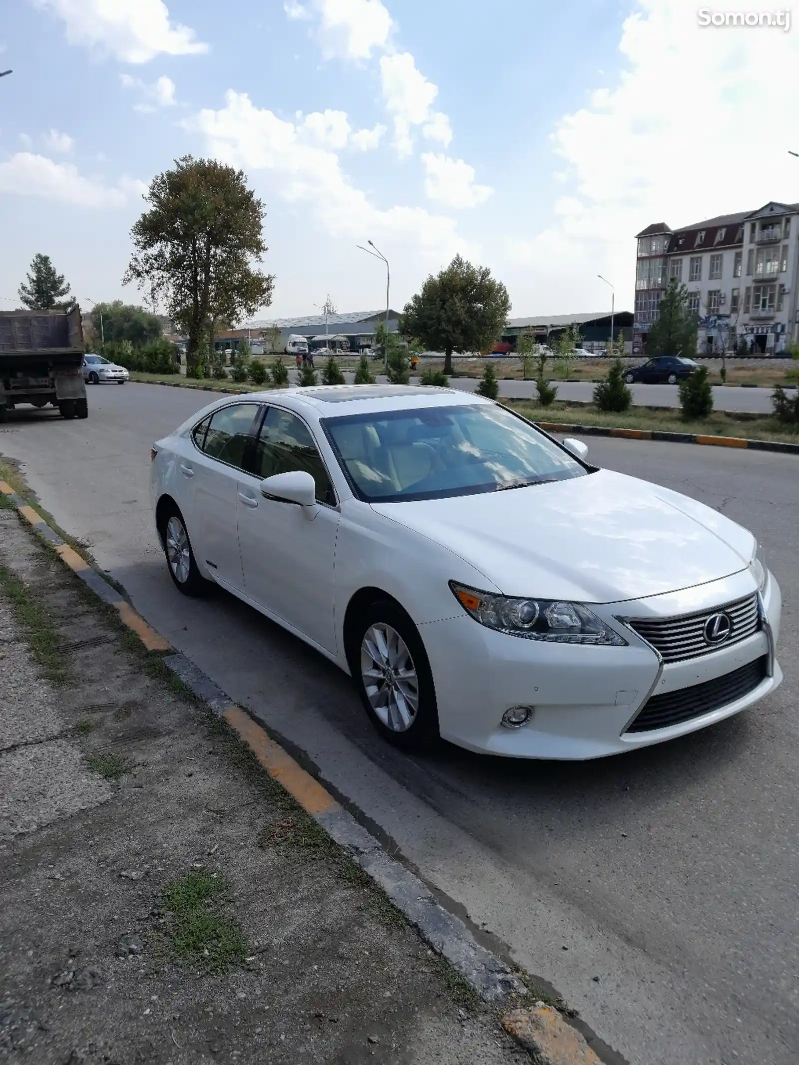 Lexus ES series, 2015-1